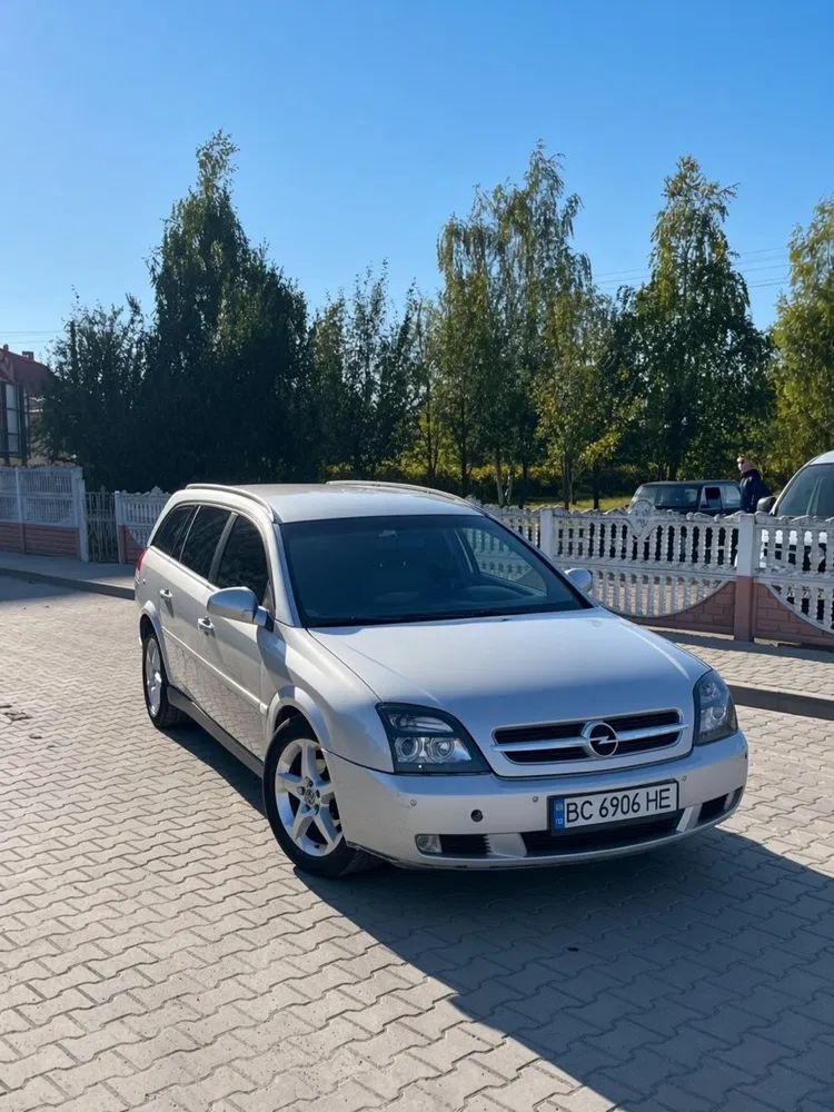 Фото 2005 Opel Vectra