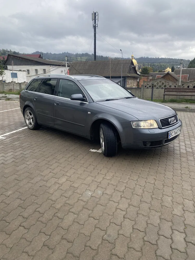 Фото 2003 Audi A4