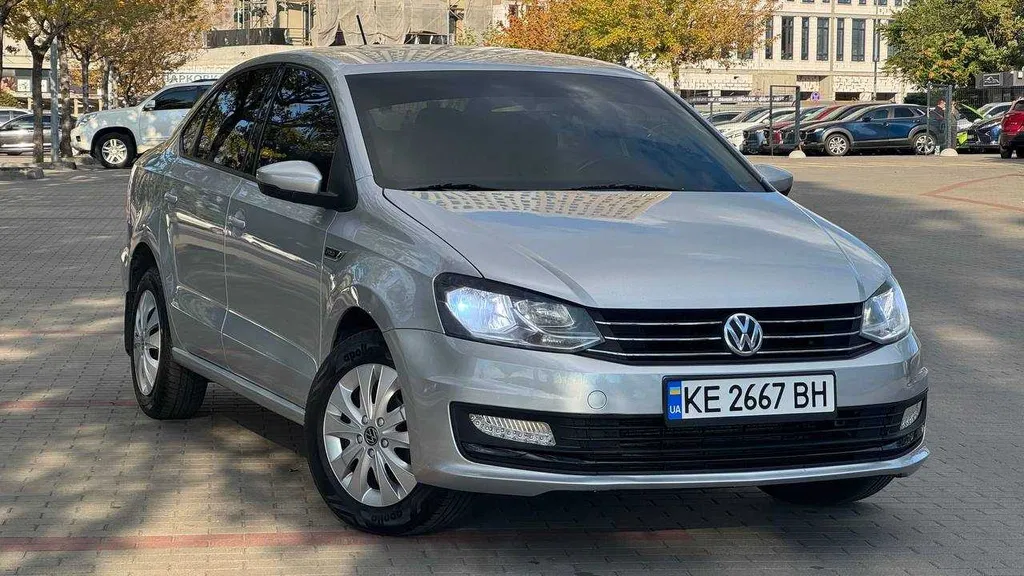 Фото 2018 Volkswagen Polo