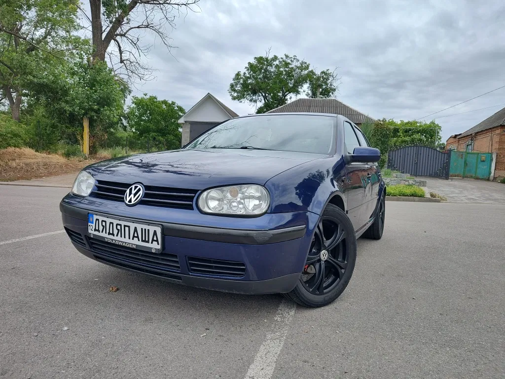 Фото 1998 Volkswagen Golf