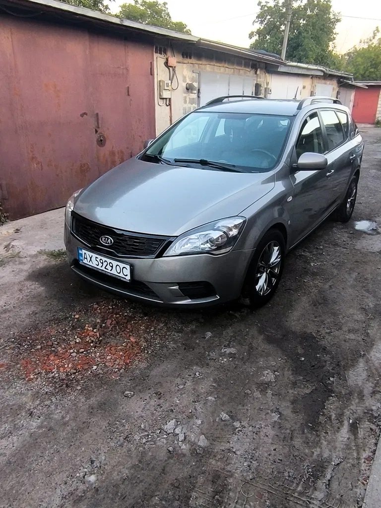 Фото 2009 Kia Cee'd